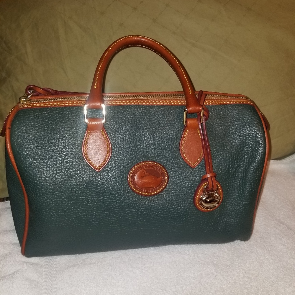 Dooney & Bourke purse